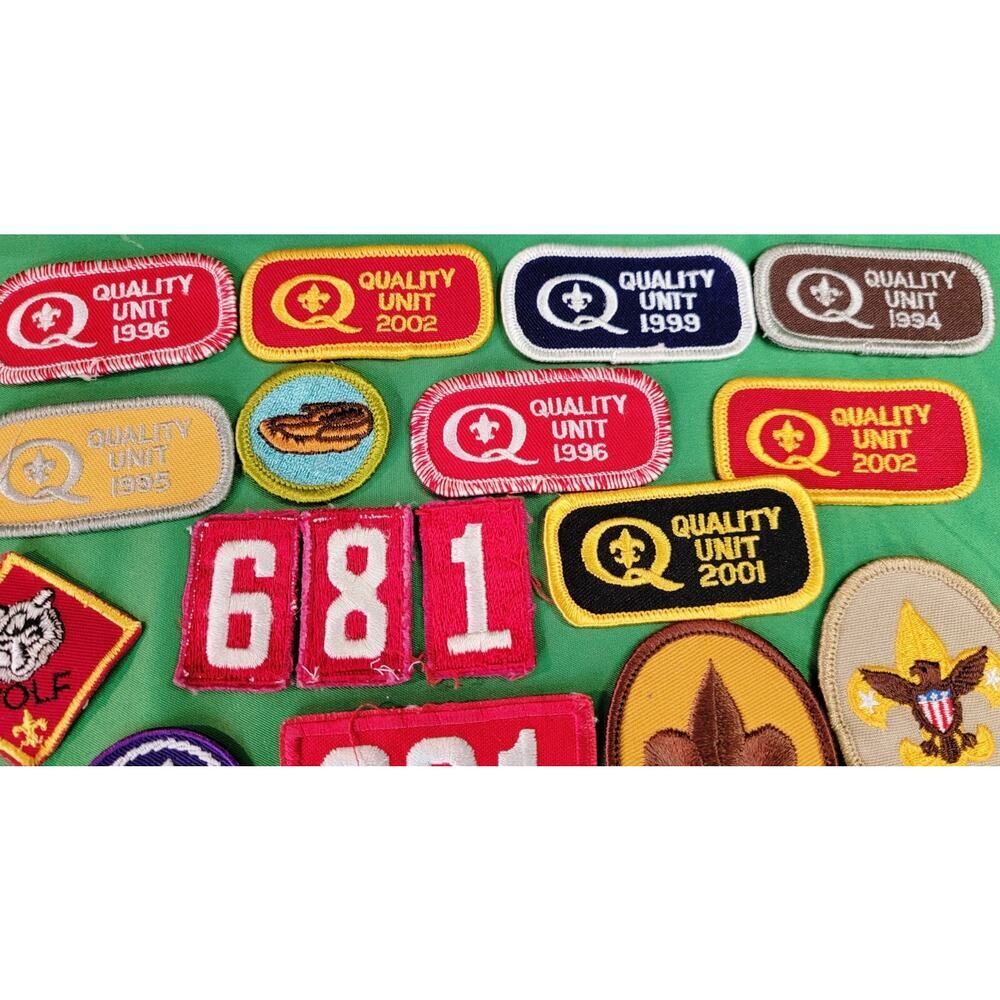 Vtg Lot Boy Scout Patches Webelos Wolf BSA 1994-2002 Quality Unit Embroidered - Picture 5 of 10